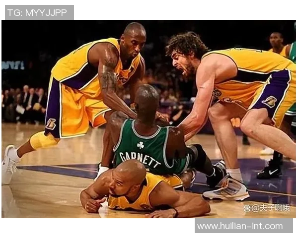 湖人精彩对决全场回放重温经典瞬间与球员表现分析